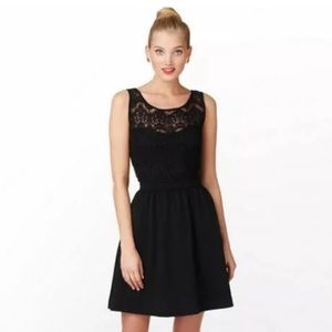 Lilly Pulitzer Black Lace Dress (Women’s Size M)